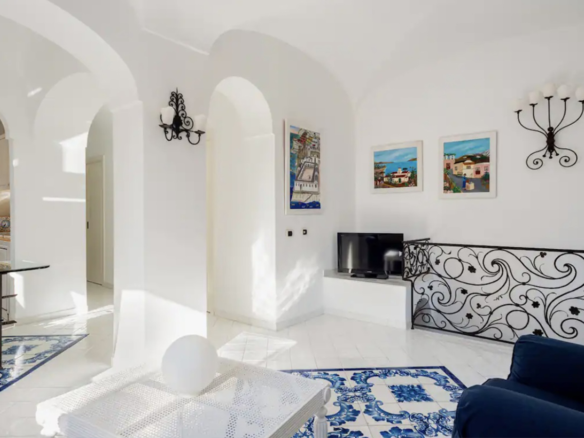 Elegant, lys leilighet med balkong i hjertet av Capri