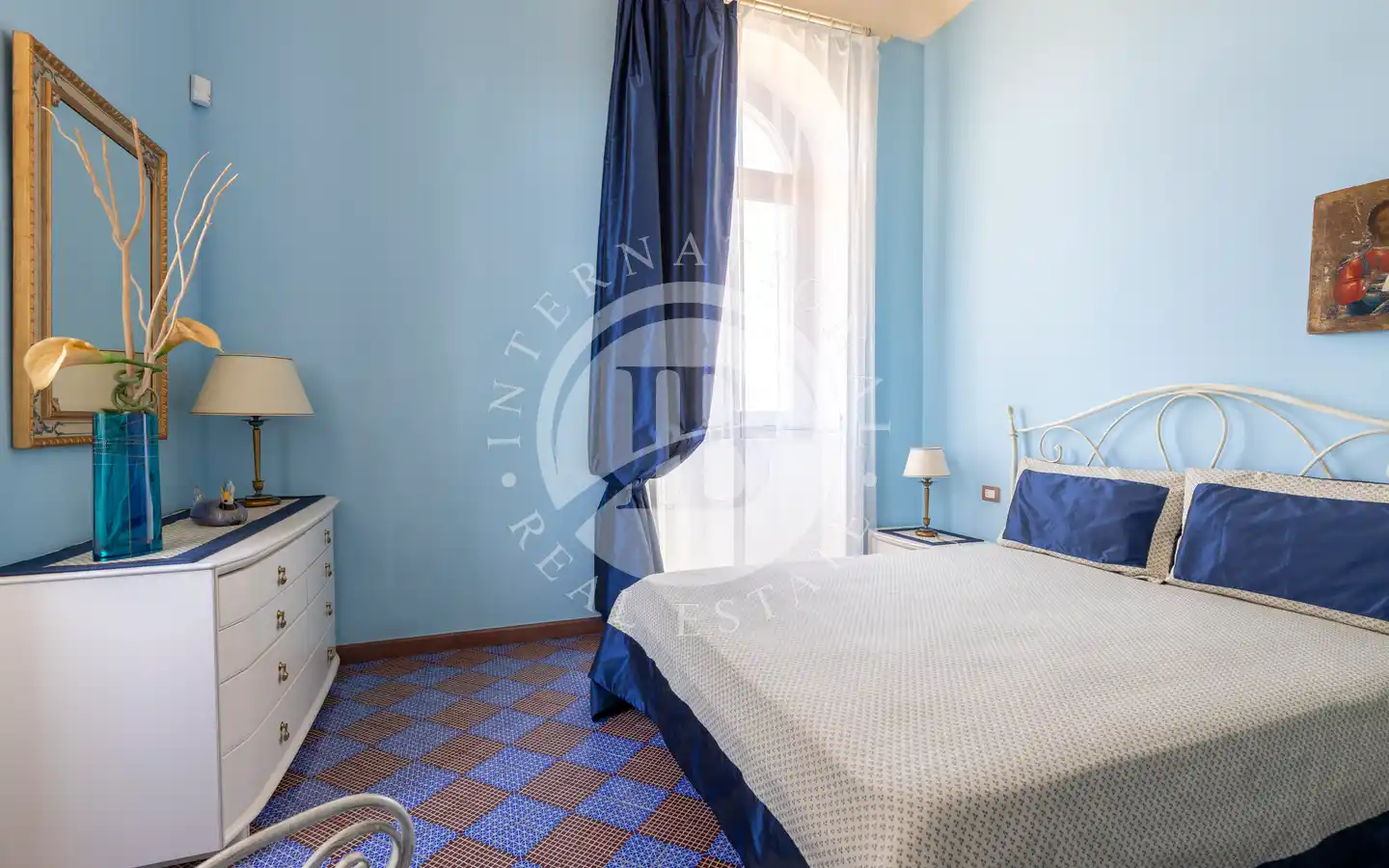 Historic Noble Residence with Park, Pool and Panoramic Views in Prestigious Baroque Noto