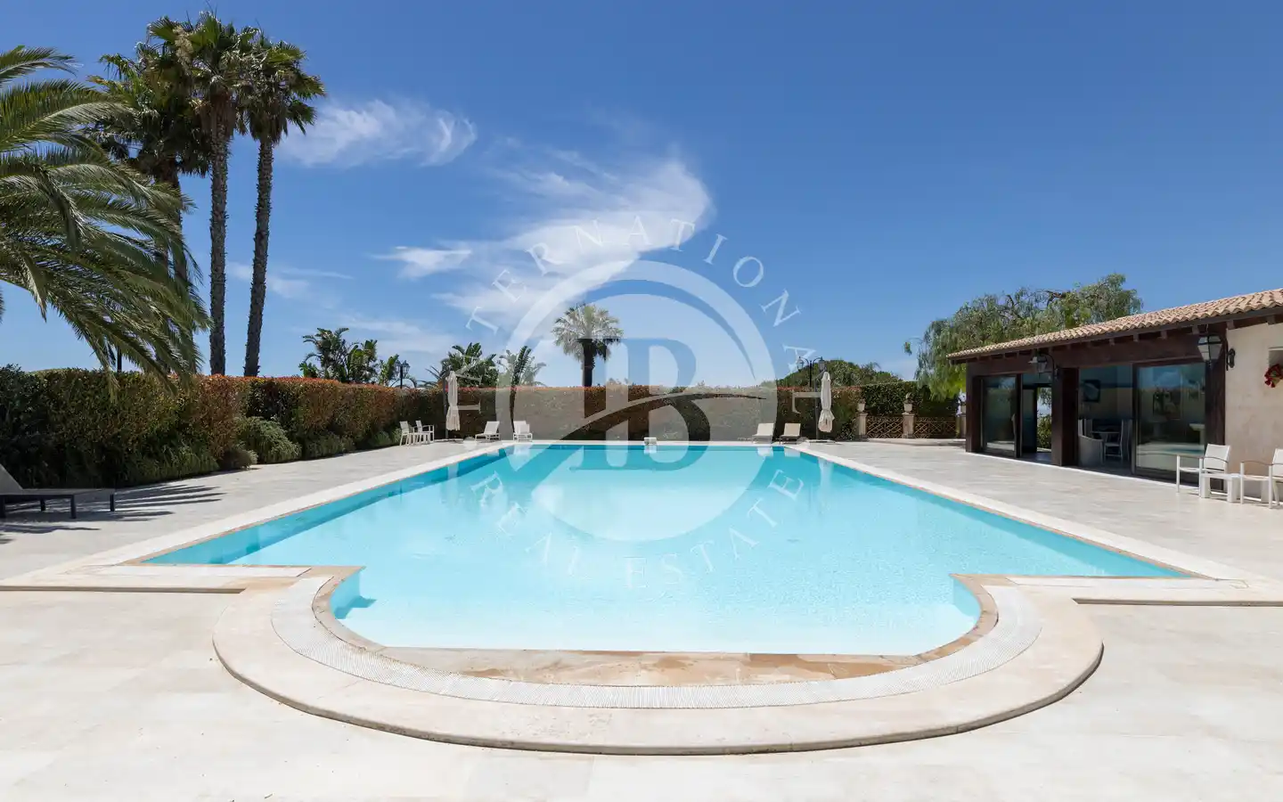 Historic Noble Residence with Park, Pool and Panoramic Views in Prestigious Baroque Noto