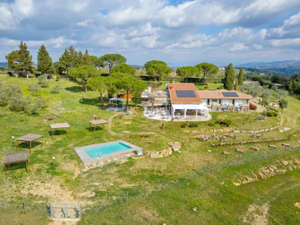 IB 816 Villa med basseng og innsjø i Greve in Chianti