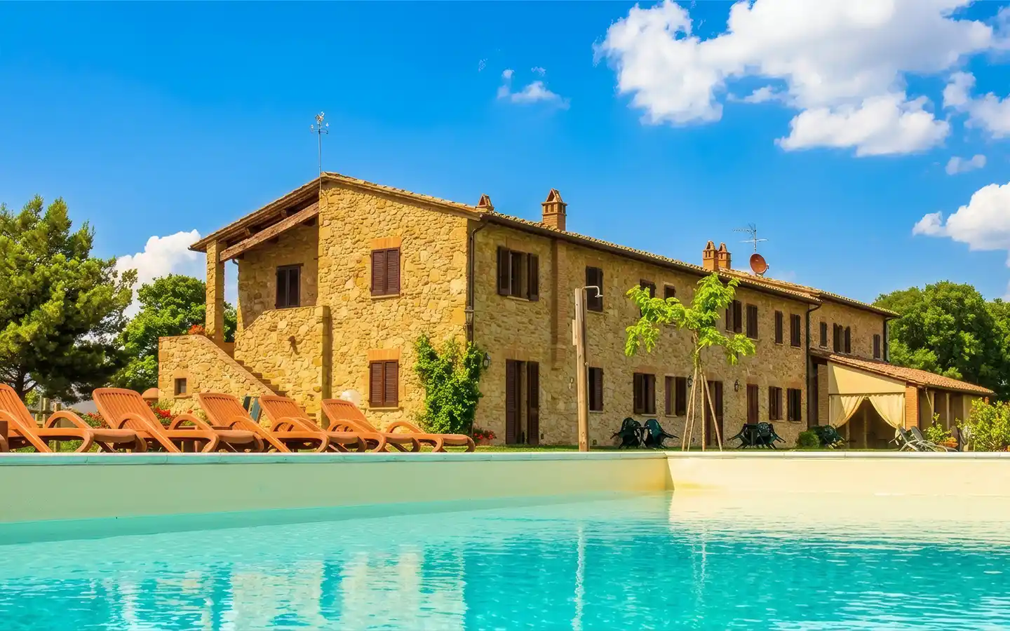 Historisk borg från 1300-talet mellan konst och natur i Volterra, Toscana