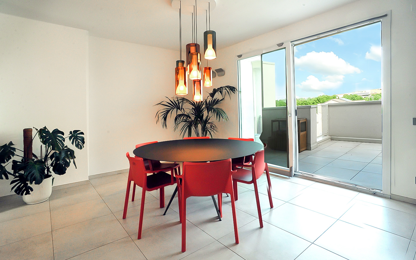 Modern penthouse met panoramisch terras in Parma, Via Spezia