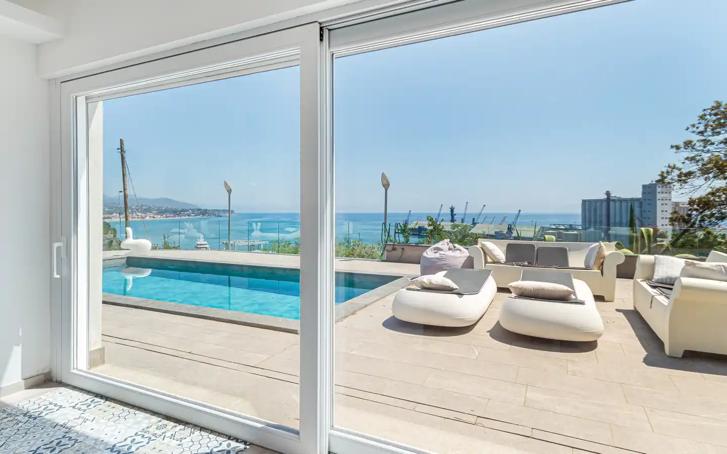 Villa Moderna Con Piscina Panoramica E Vista Mare A Savona