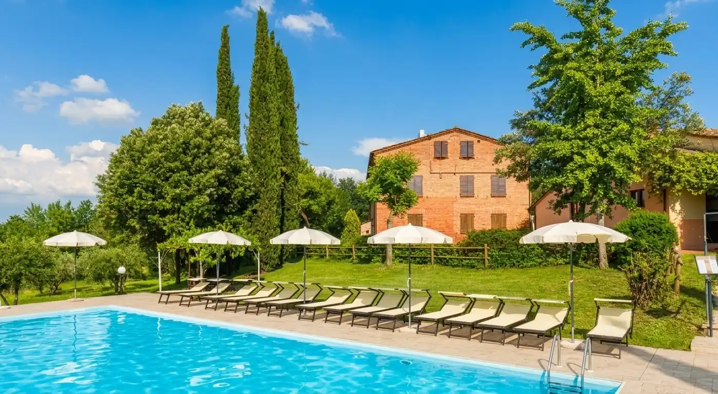 IB 866 Splendid vineyard estate in Montepulciano