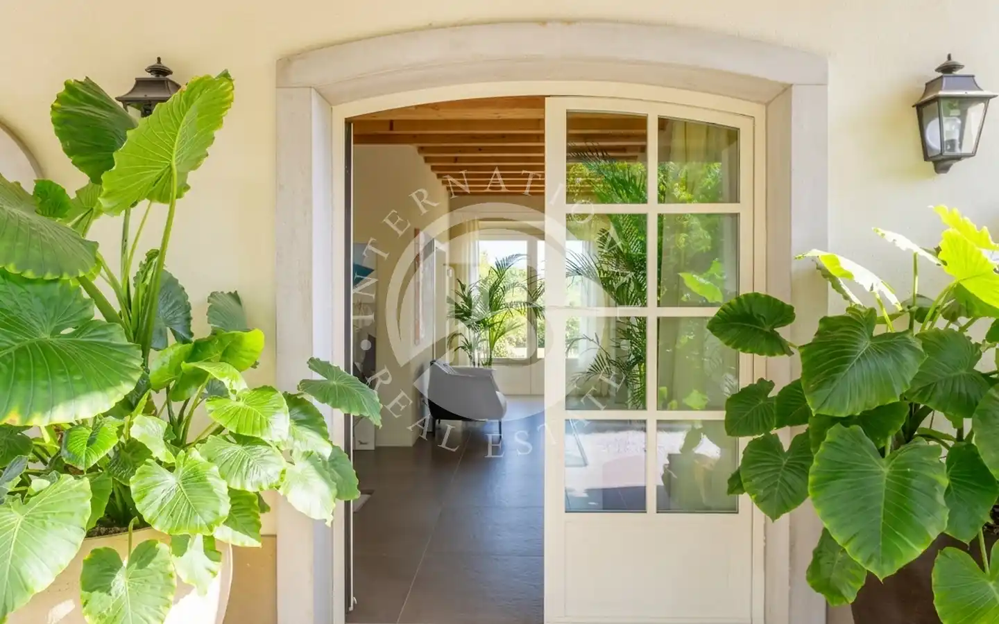 Esclusiva Villa Con Piscina E Giardino A Forte Dei Marmi