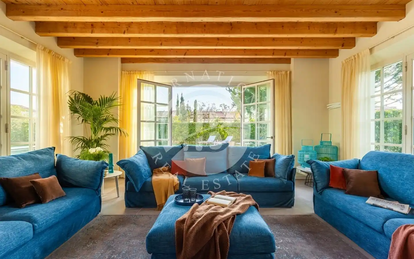 Esclusiva Villa Con Piscina E Giardino A Forte Dei Marmi
