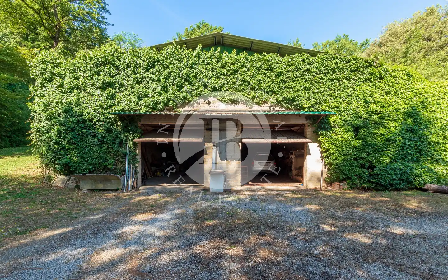 Villa di prestigio in Nuda Proprietà a Montepulciano