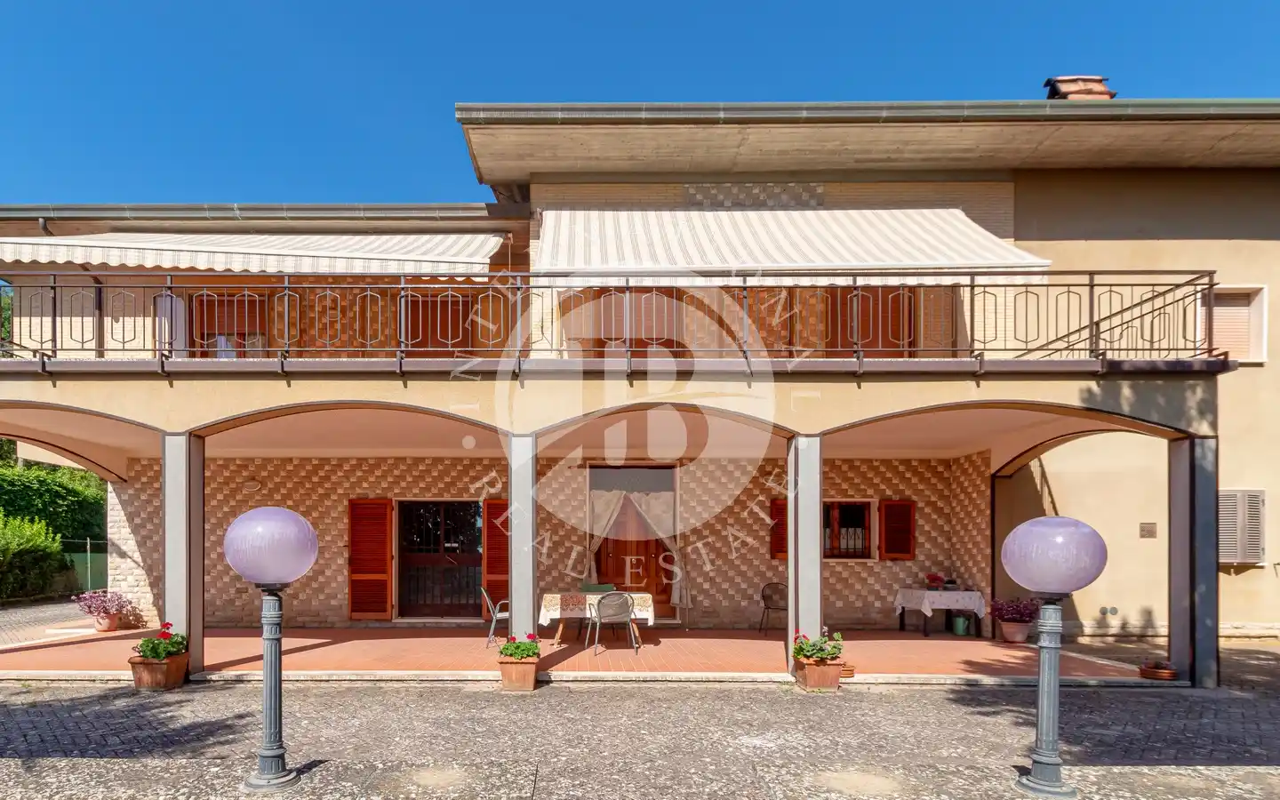 Villa di prestigio in Nuda Proprietà a Montepulciano