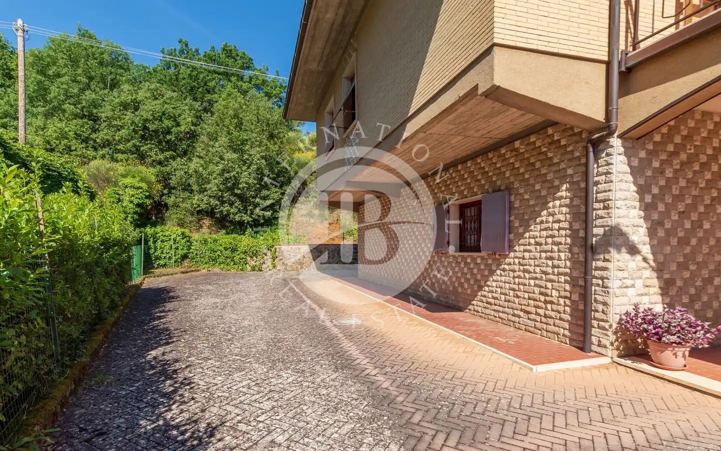 Villa di prestigio in Nuda Proprietà a Montepulciano