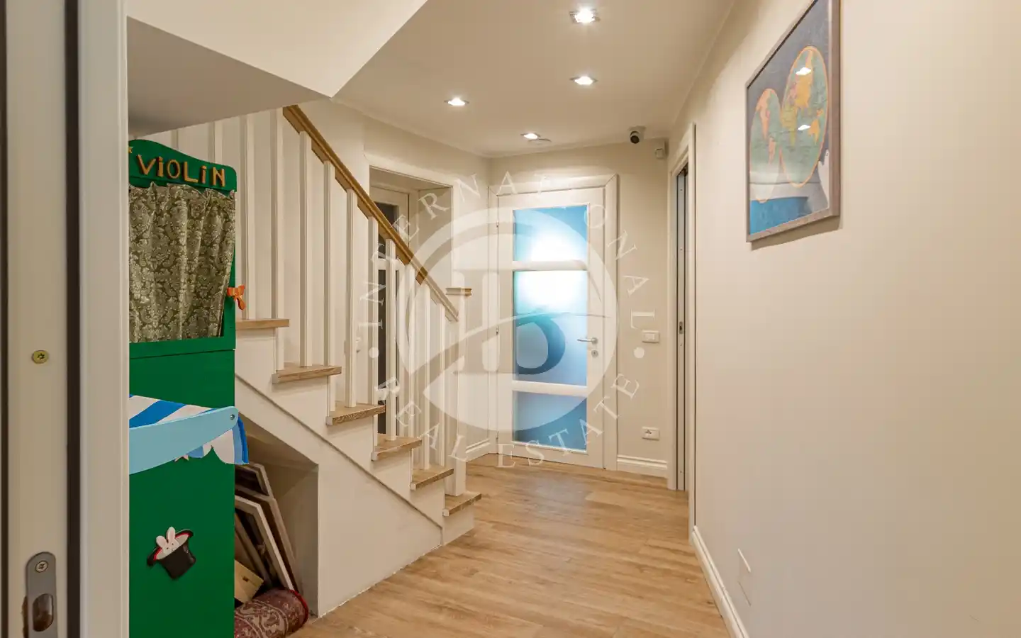 Villa Ristrutturata In Classe A4 Con Domotica, Piscina E Garage A Pochi Km Dal Mare