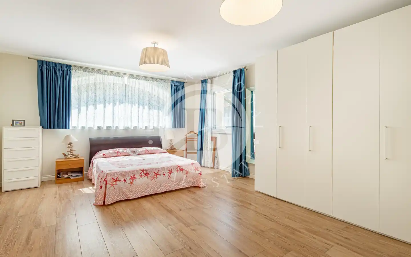 Villa Ristrutturata In Classe A4 Con Domotica, Piscina E Garage A Pochi Km Dal Mare