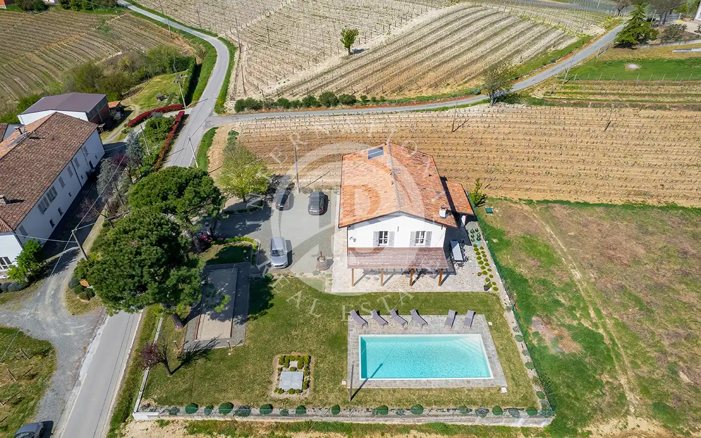 Renovated Villa with Pool in Monferrato