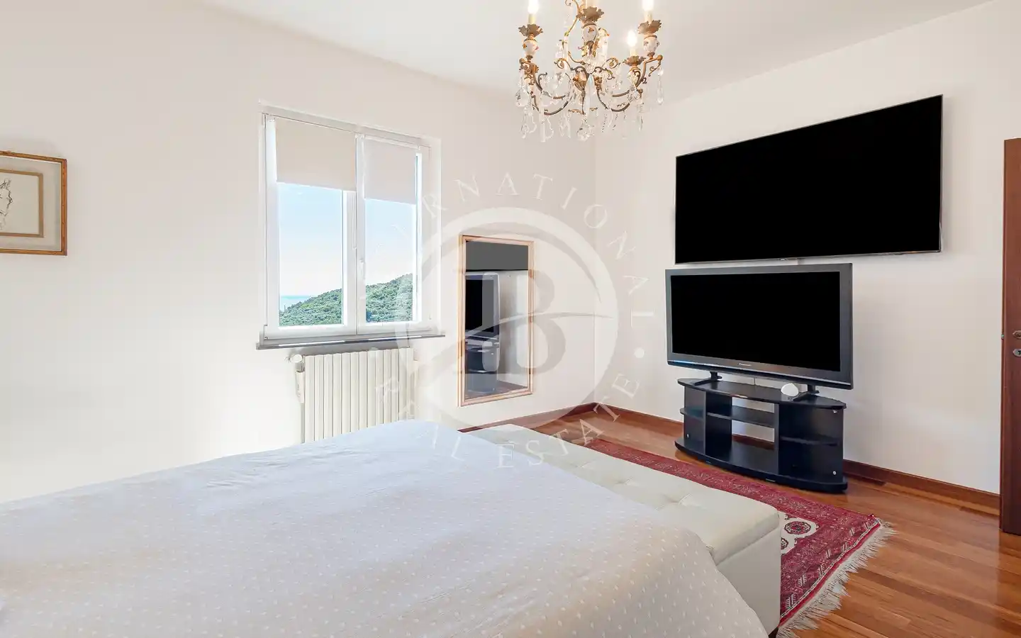 Villa In Posizione Riservata E Vista Mare Aperta A Noli