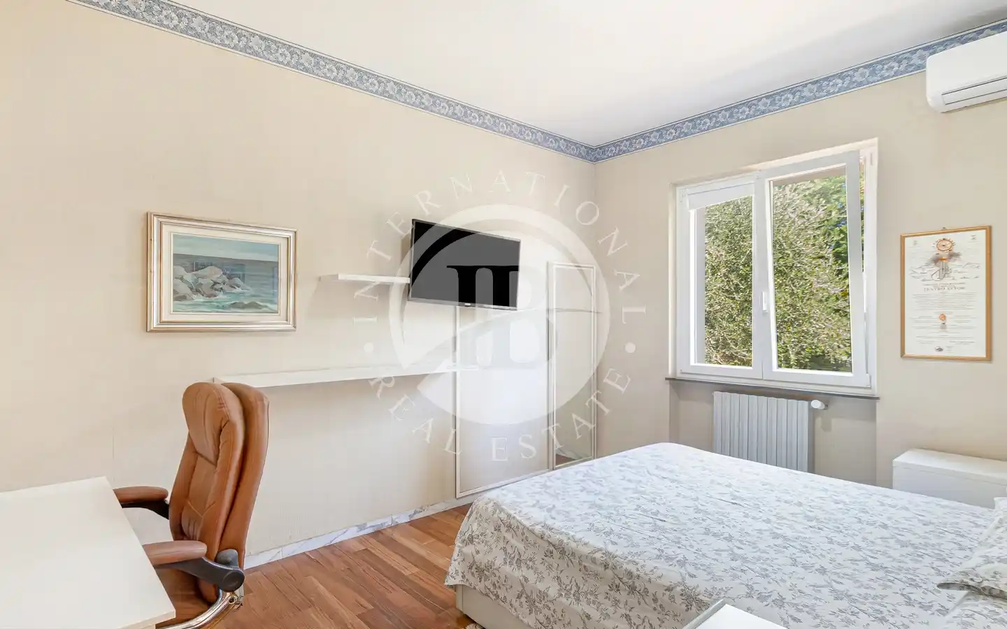 Villa In Posizione Riservata E Vista Mare Aperta A Noli