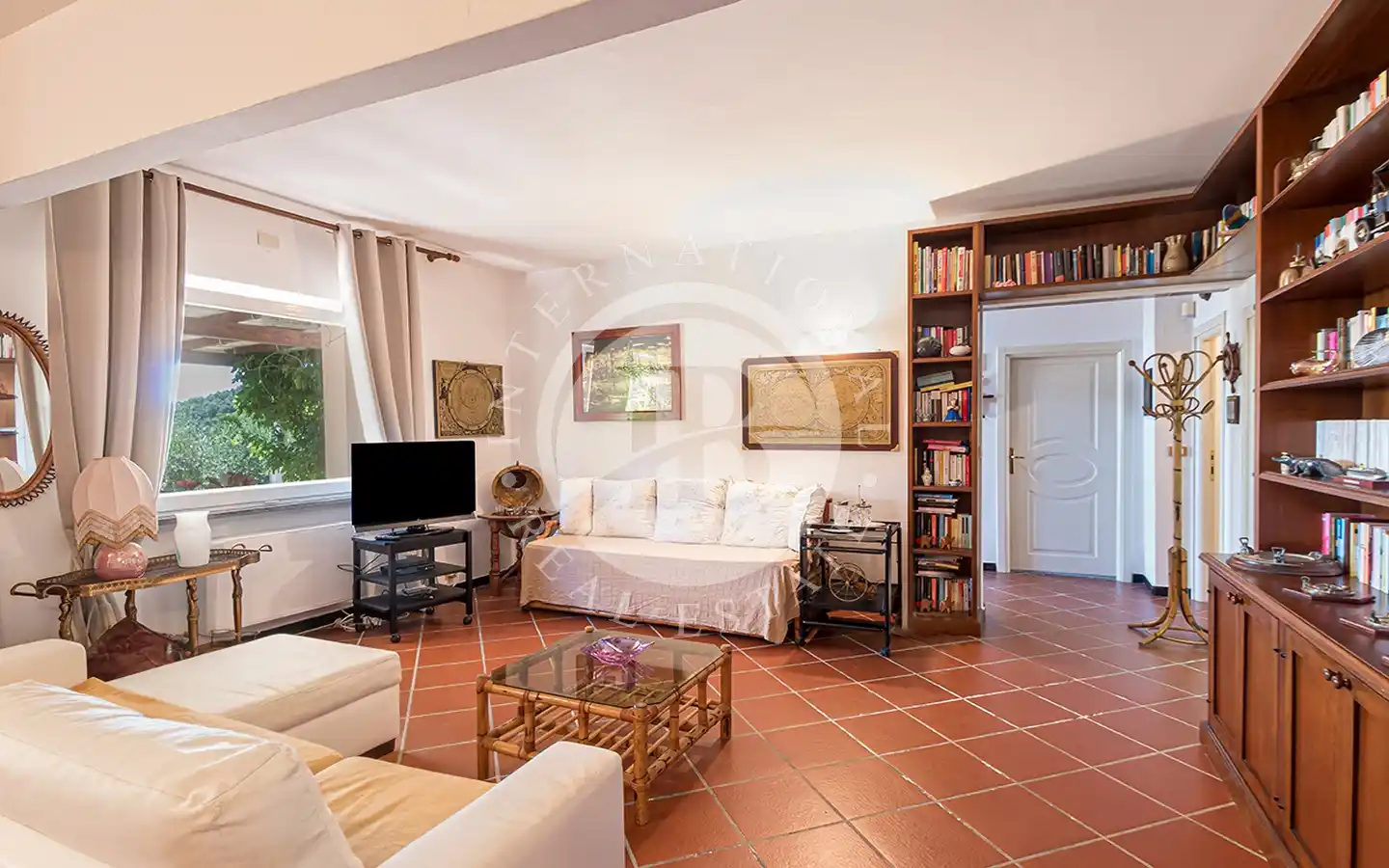Villa In Posizione Riservata E Vista Mare Aperta A Noli