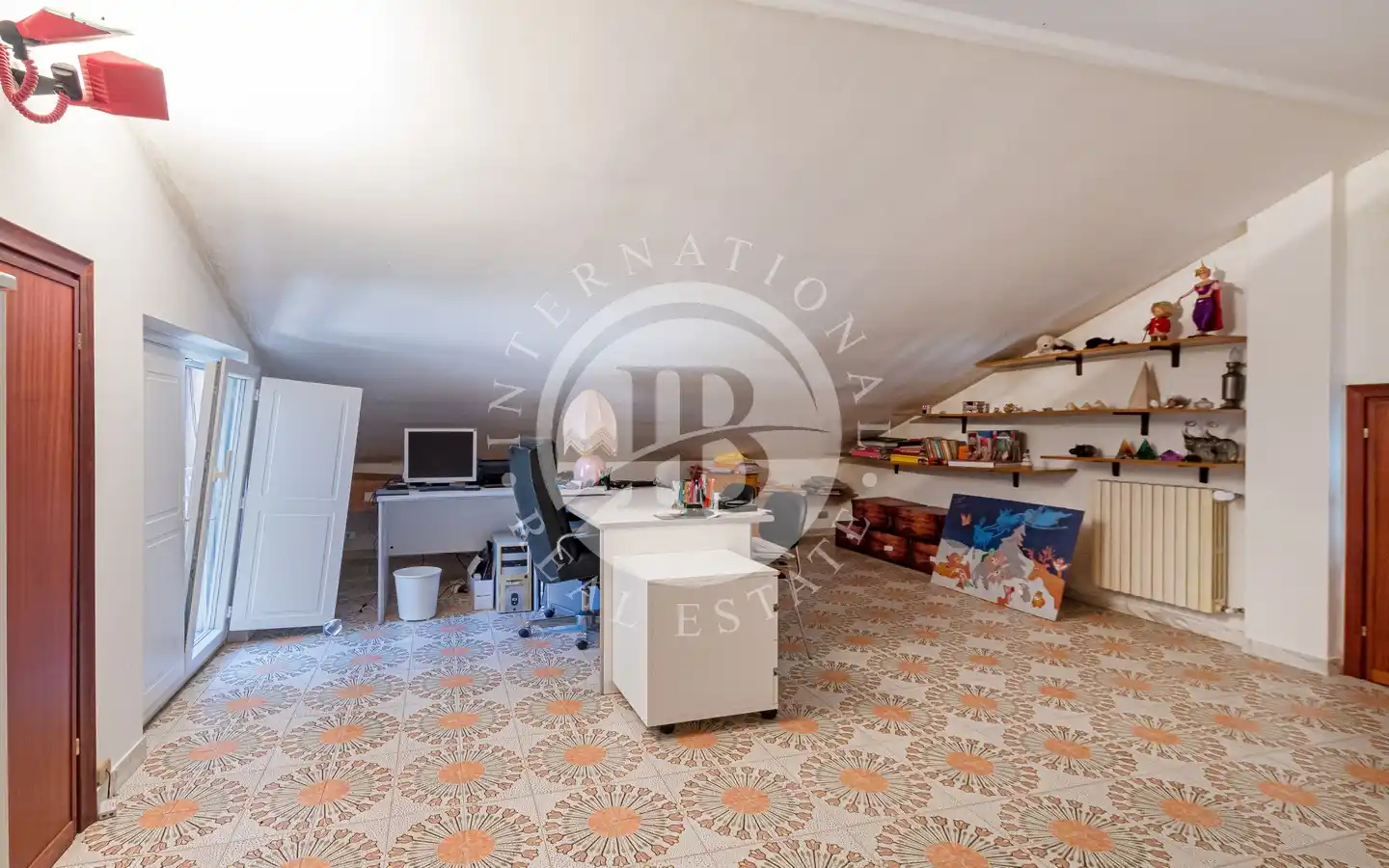 Villa In Posizione Riservata E Vista Mare Aperta A Noli