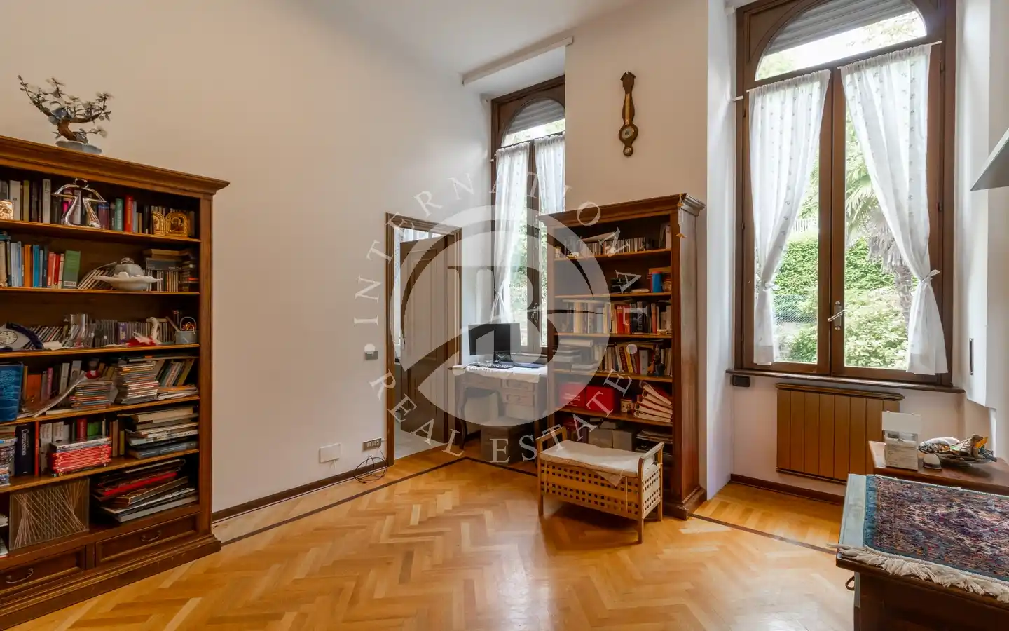 Prestigiosa Residenza In Villa Del 1900 Con Parco Secolare – Varese