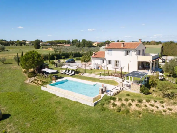 IB 875 Splendida Villa con Piscina a Cortona