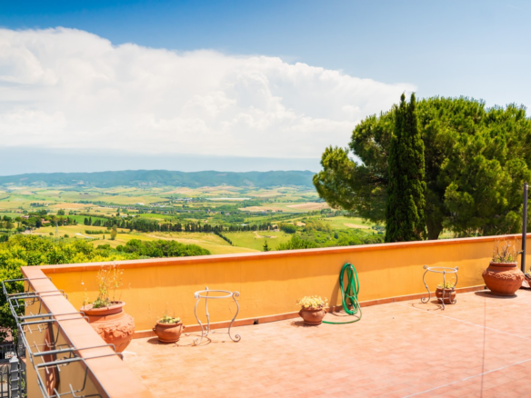 Autentica Colonica Toscana In Pietra Con Dependance E Ampio Giardino, Rosignano Marittimo