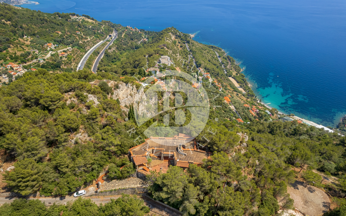 Esclusiva Proprietà Con Vista Panoramica Sulla Costa Azzurra, Mortola Superiore